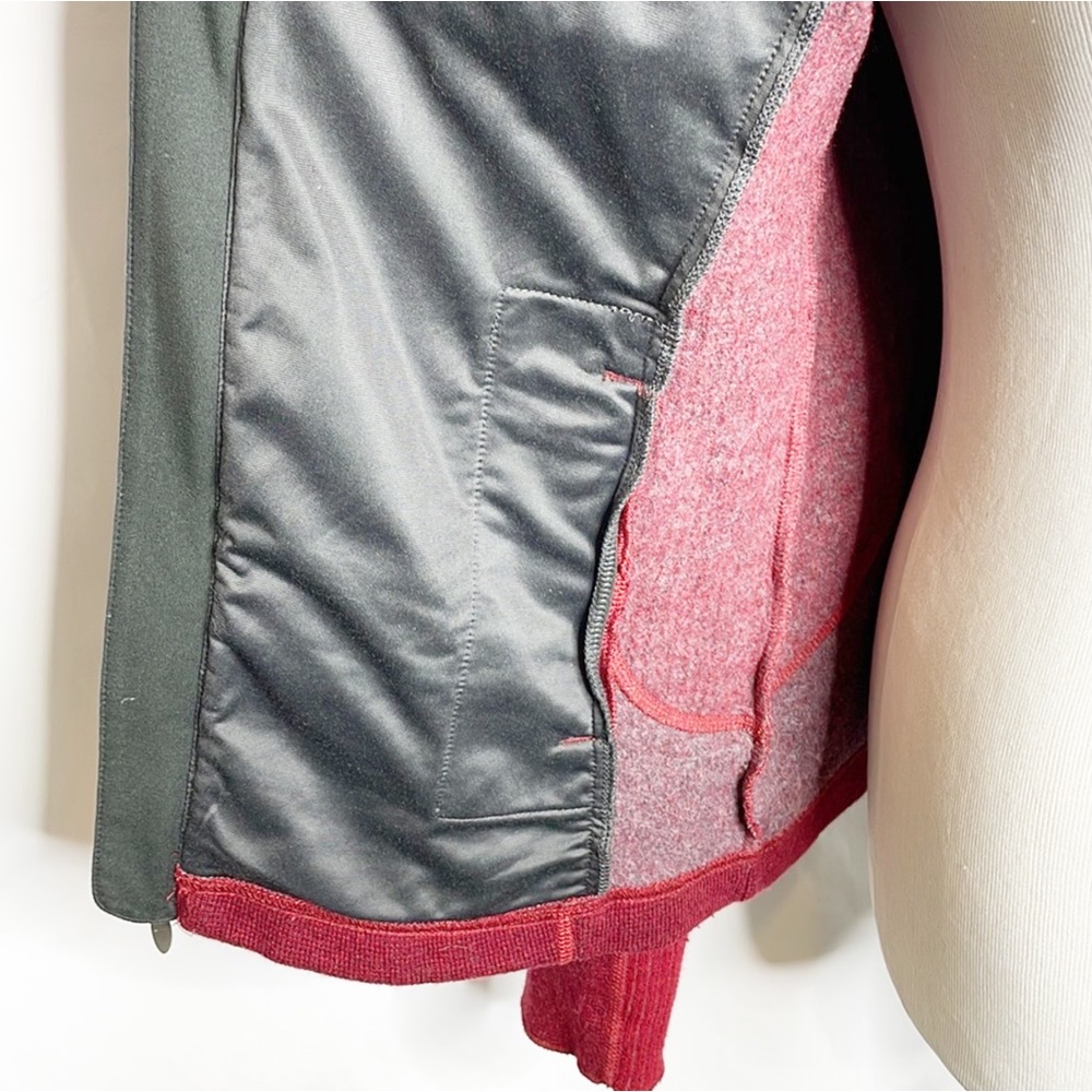 Mountain Hardwear Burgundy Wool Blend Jacket (M) - Picture 8 of 11